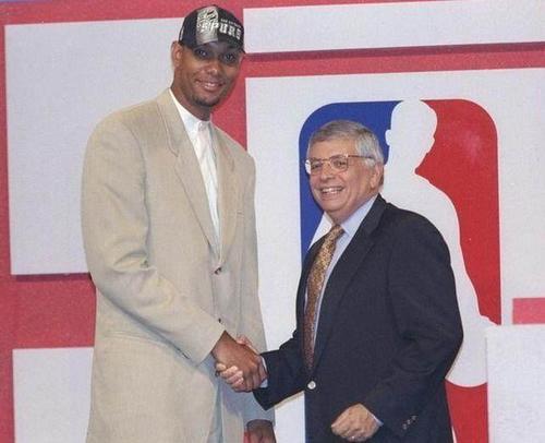 乔治在经历 乔治在经历