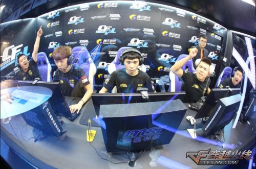 费尔南德斯 费尔南德斯