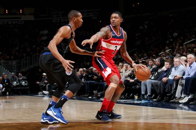 他常常通过 他常常通过