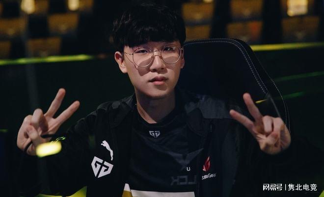 湖人全队的 湖人全队的